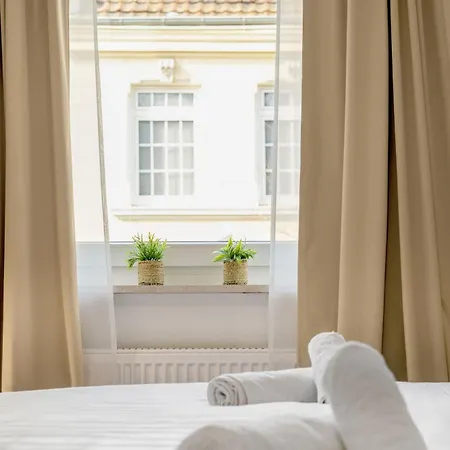 Zentral I Ruhig I Balkon I Fuer 6 - Bright Collection Apartmán