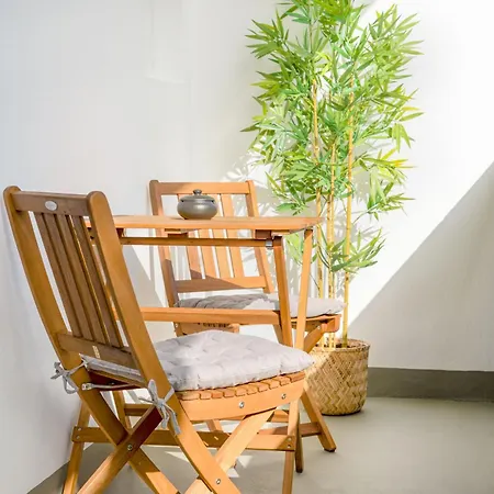 Zentral I Ruhig I Balkon I Fuer 6 - Bright Collection Apartmán